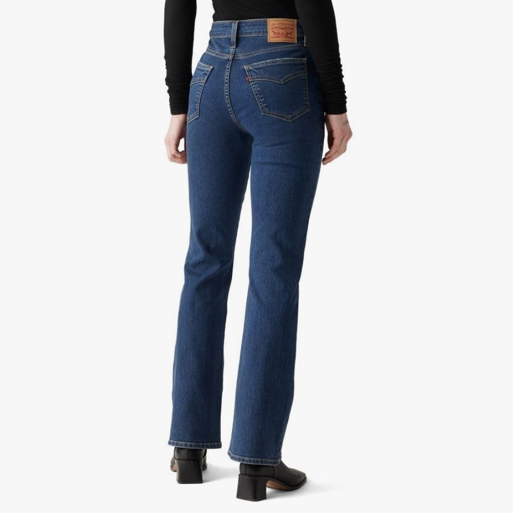 Levi's Women's 725 High Rise Bootcut Jeans | 34